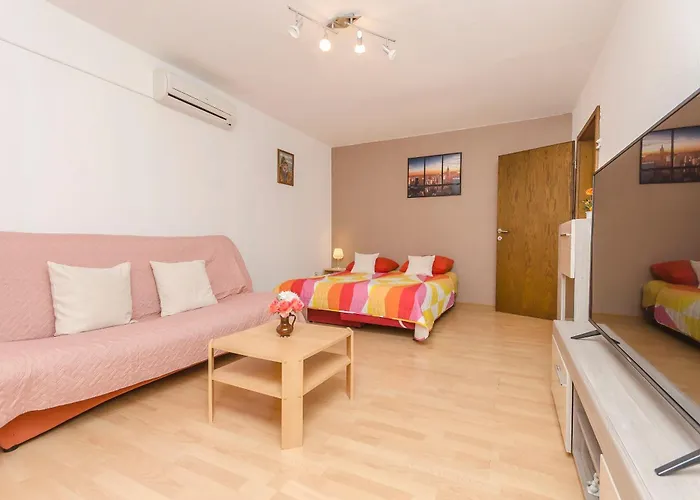 House Rajka I * Βόντιτσε