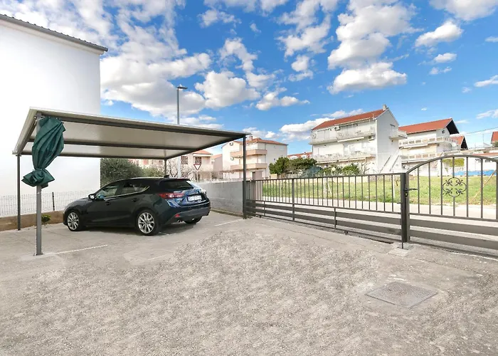 House Rajka I * Vodice